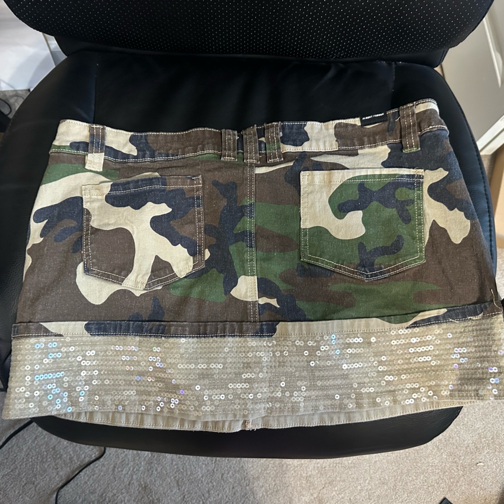 Camo Sequin Trim Mini Skirt XL